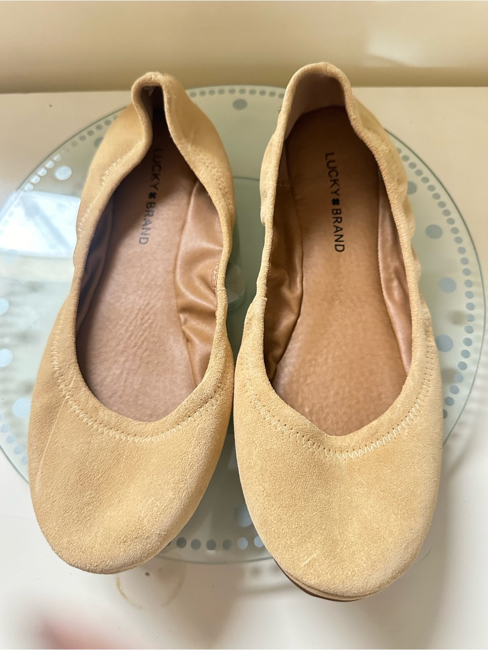 Lucky Brand Women's Beige Suede Ballet Flats